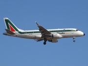 EI-DFK, Embraer ERJ 170-100LR, Alitalia Express