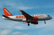 G-EZAA, Airbus A319-100, easyJet