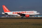 G-EZAA, Airbus A319-100, easyJet