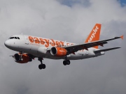 G-EZAG, Airbus A319-100, easyJet