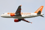 G-EZAY, Airbus A319-100, easyJet