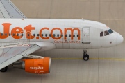 G-EZBH, Airbus A319-100, easyJet