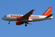 G-EZDH, Airbus A319-100, easyJet