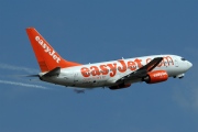 G-EZJF, Boeing 737-700, easyJet