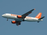 G-EZTG, Airbus A320-200, easyJet