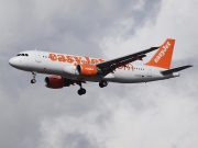 G-EZTG, Airbus A320-200, easyJet