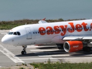 G-EZTH, Airbus A320-200, easyJet