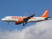 G-EZTX, Airbus A320-200, easyJet