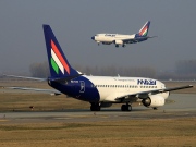 HA-LOS, Boeing 737-700, MALEV Hungarian Airlines