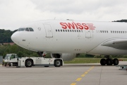 HB-IQC, Airbus A330-200, Swiss International Air Lines