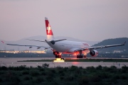 HB-IQC, Airbus A330-200, Swiss International Air Lines