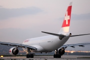 HB-IQC, Airbus A330-200, Swiss International Air Lines