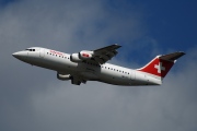 HB-IYT, British Aerospace Avro RJ100, Swiss International Air Lines