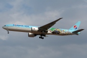 HL8209, Boeing 777-300ER, Korean Air