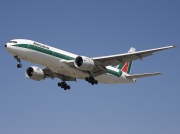 I-DISB, Boeing 777-200ER, Alitalia