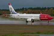 LN-DYR, Boeing 737-800, Norwegian Air Shuttle