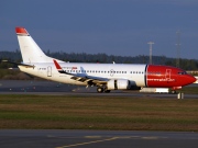 LN-KHB, Boeing 737-300, Norwegian Air Shuttle