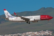 LN-NIA, Boeing 737-800, Norwegian Air Shuttle