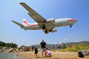 LY-SKW, Boeing 737-300, Aurela