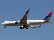 N1613B, Boeing 767-300ER, Delta Air Lines