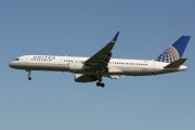 N17122, Boeing 757-200, United Airlines