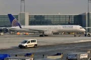 N19136, Boeing 757-200, United Airlines