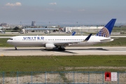 N673UA, Boeing 767-300ER, United Airlines