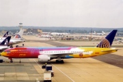 N77014, Boeing 777-200ER, Continental Airlines