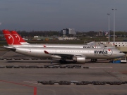 N811NW, Airbus A330-300, Northwest Airlines