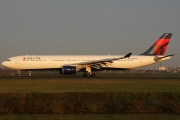 N816NW, Airbus A330-300, Delta Air Lines