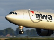 N816NW, Airbus A330-300, Northwest Airlines