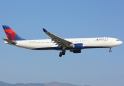 N821NW, Airbus A330-300, Delta Air Lines