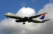 N830MH, Boeing 767-400ER, Delta Air Lines