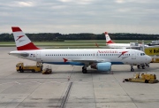 OE-LBS, Airbus A320-200, Austrian