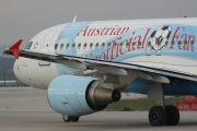 OE-LBU, Airbus A320-200, Austrian