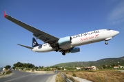 OE-LNT, Boeing 737-800, Austrian