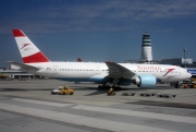 OE-LPB, Boeing 777-200, Austrian