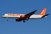 OH-AFJ, Boeing 757-200, easyJet