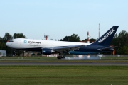 OY-SRF, Boeing 767-200SF, Star Air (Maersk)