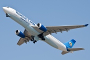 OY-VKH, Airbus A330-300, Thomas Cook Airlines Scandinavia