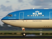 PH-AOF, Airbus A330-200, KLM Royal Dutch Airlines