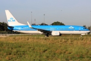 PH-BXZ, Boeing 737-800, KLM Royal Dutch Airlines