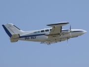 PH-RLY, Cessna 402, Private