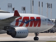 PT-MVR, Airbus A330-200, TAM Linhas Aereas