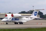 RA-74013, Antonov An-74, UTair