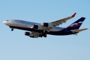 RA-96011, Ilyushin Il-96-300, Aeroflot