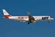 SP-LNB, Embraer ERJ 190-200LR (Embraer 195), LOT Polish Airlines