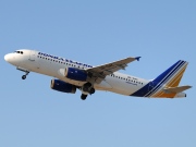 UR-DAC, Airbus A320-200, Donbassaero