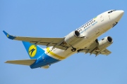 UR-GBC, Boeing 737-500, Ukraine International Airlines