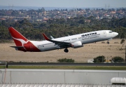 VH-VYA, Boeing 737-800, Qantas